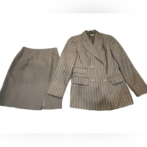 🔥Jones New York 100% all season wool skirt size 2P.  High quality! - Picture 5 of 5